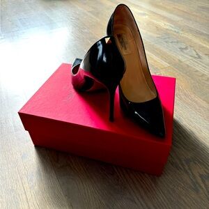 Valentino Garavani black rock stud pump